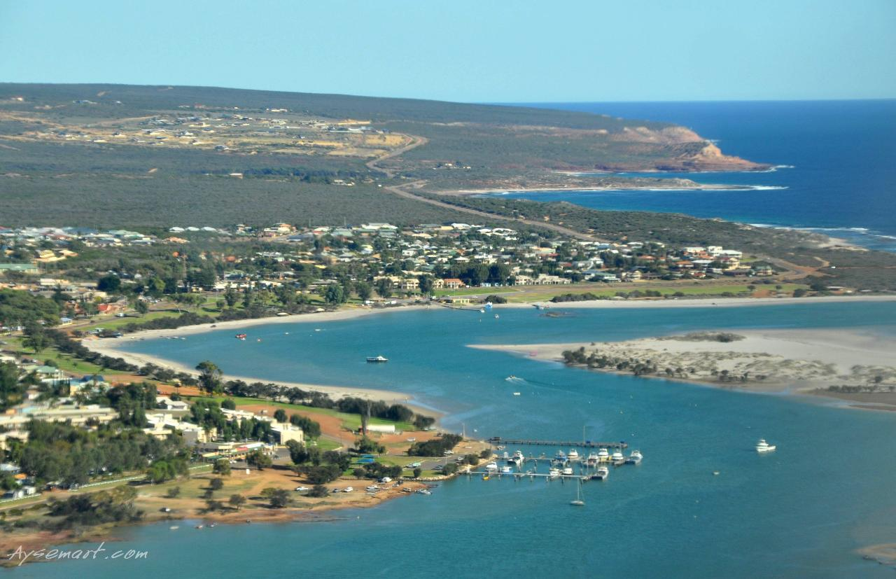 Kalbarri & Coastal Cliffs Flight From Kalbarri - Photo 1 of 3