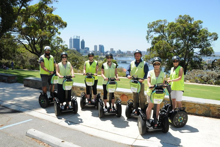 Ride through the natural beauty of Kings Park exploring scenic trails and stunning views of Perth's skyline while effortlessly gliding on a Segway. Enjoy an unforgettable outdoor experience!
