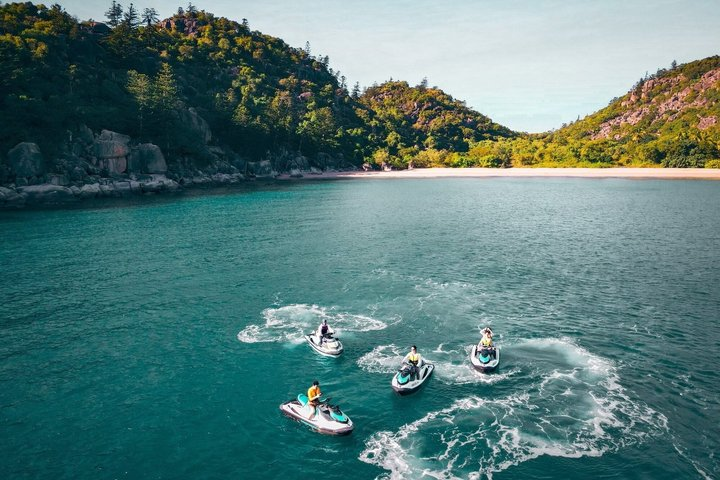 Magnetic Island Jet Ski Tour - Photo 1 of 11