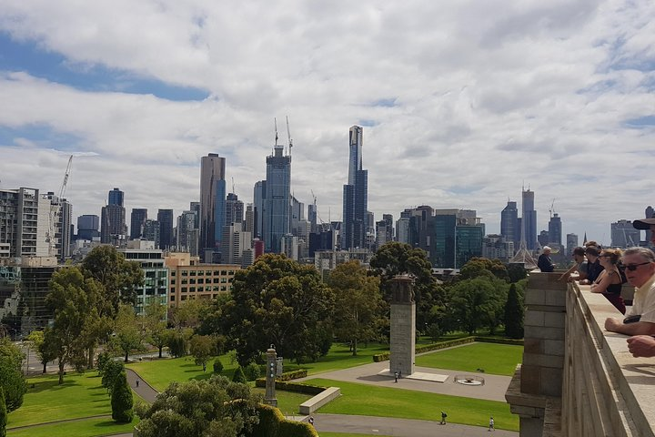 Experience Melbourne's unique blend of modern architecture and lush parks where history meets contemporary life. Discover iconic landmarks and hidden gems while enjoying a personalized journey through this lively city.