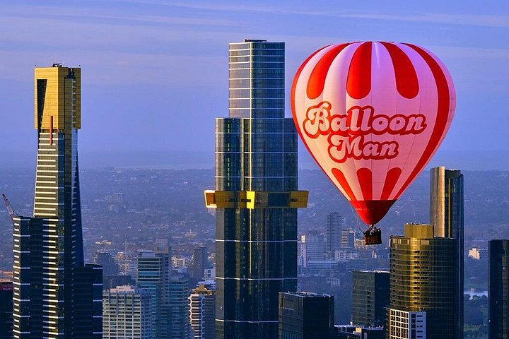 Melbourne Balloon Flight + 5star breakfast - FREE Photos + Video - Photo 1 of 10