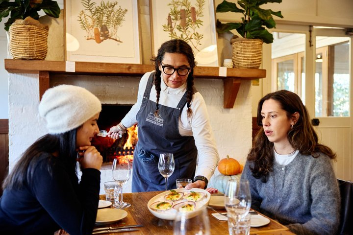 Mornington Peninsula Small Group Lunch & Art walk Pt Leo Estate - Photo 1 of 18