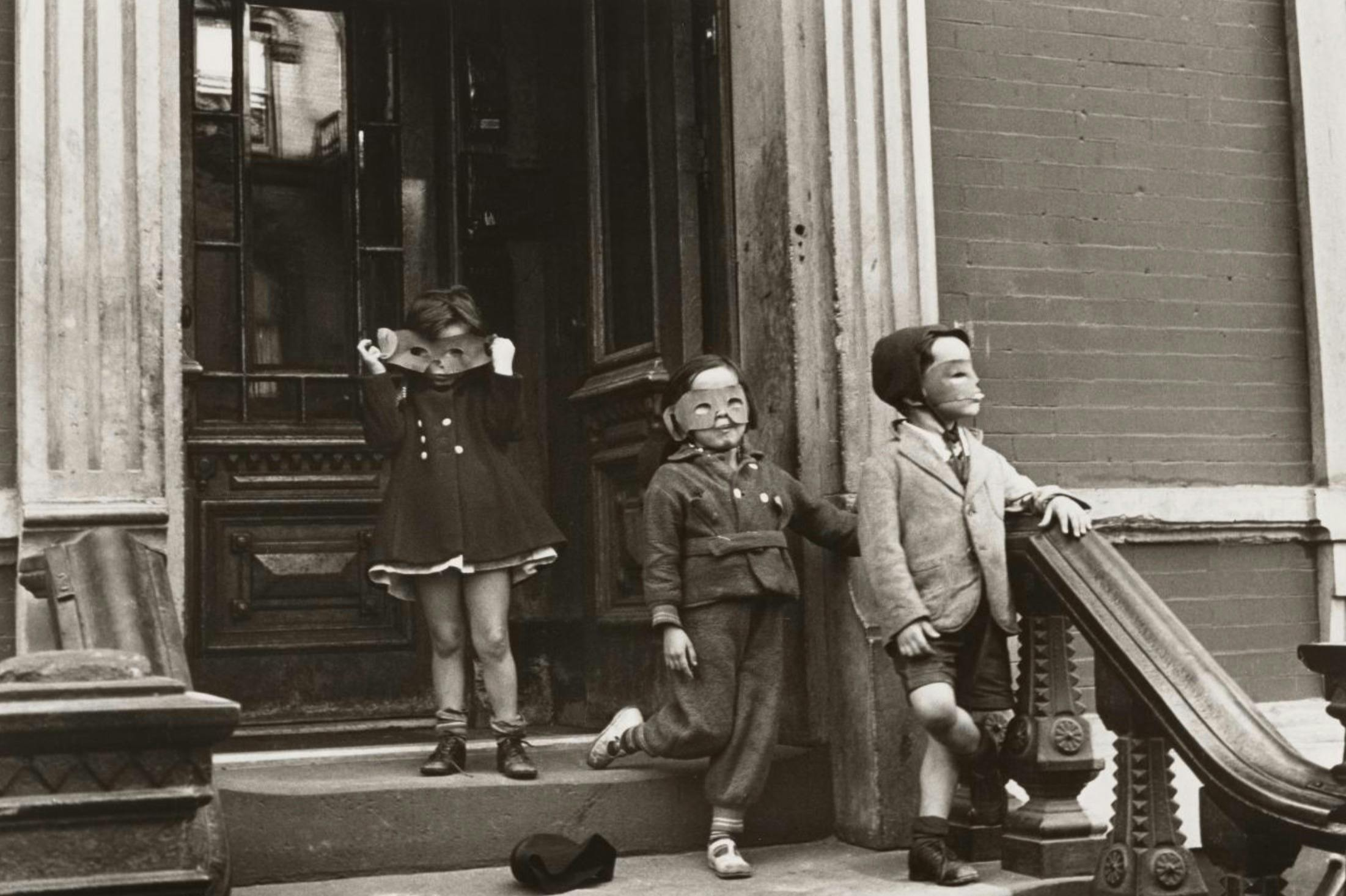 National Gallery of Victoria: Women Photographers 1900-1975 - Photo 1 of 6