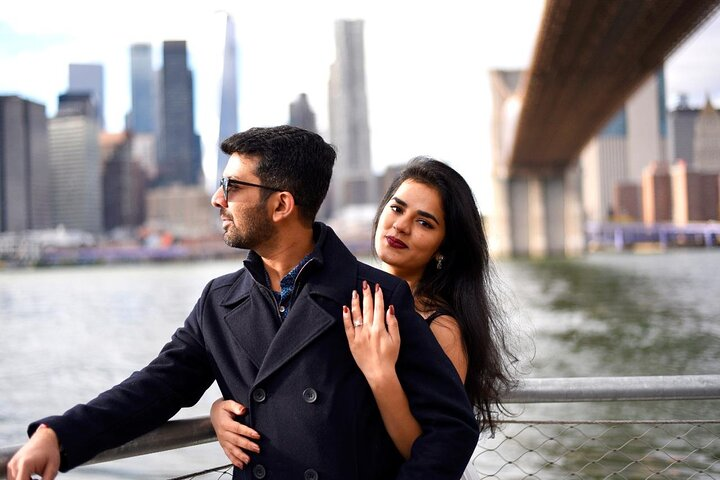 New York : Professional Photoshoot Experience in Manhattan Bridge - Photo 1 of 5