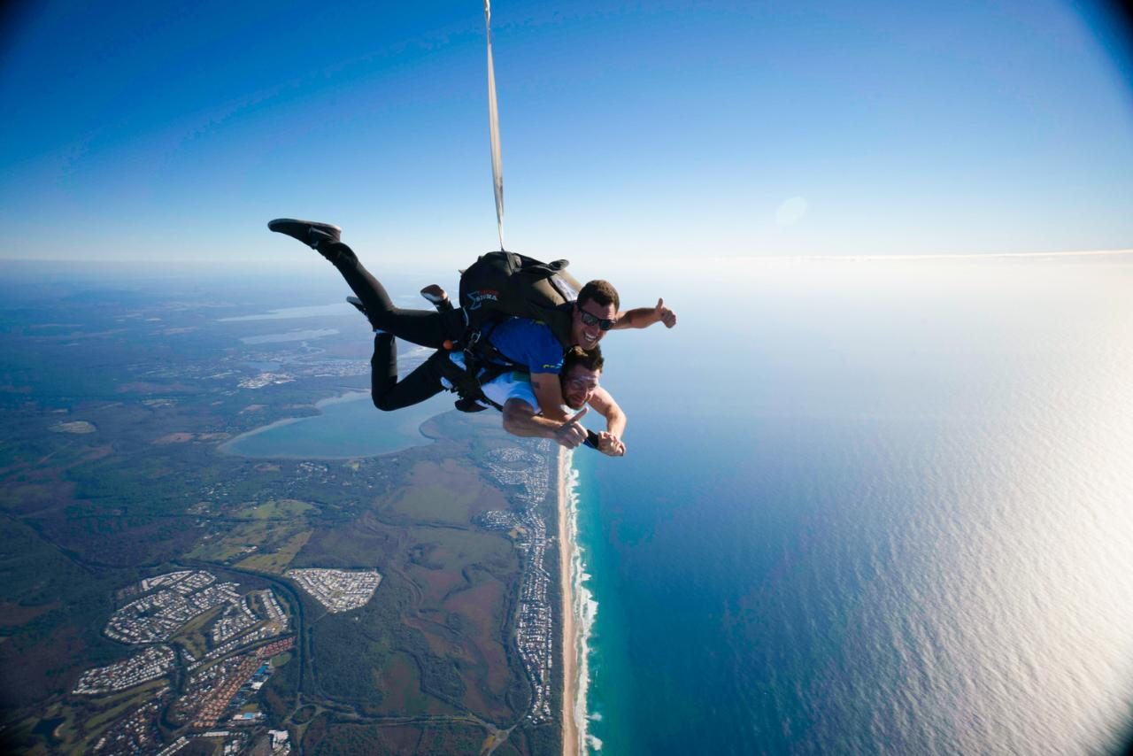 Weekend Noosa up to 13,000ft tandem skydive - Photo 1 of 1