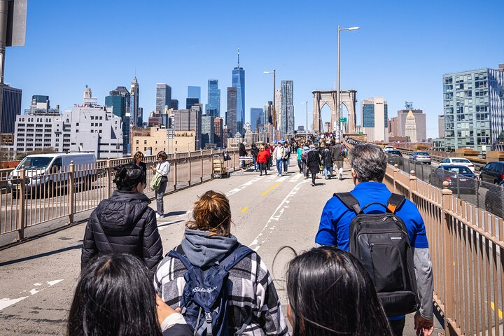 New York: Brooklyn Bridge & DUMBO Food Tour