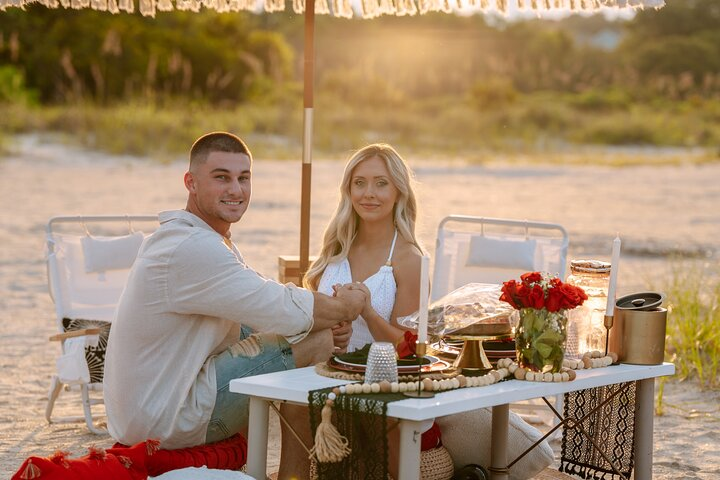 Private Professional Vacation Photoshoot in Pensacola Beach - Photo 1 of 22