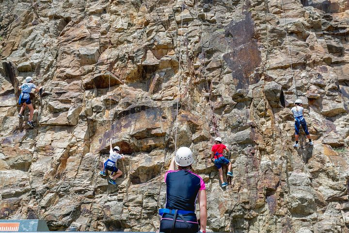 Experience the excitement of rock climbing at Kangaroo Point Cliffs where breathtaking city views await from the top. Climbs for all levels ensure everyone can join the adventure.