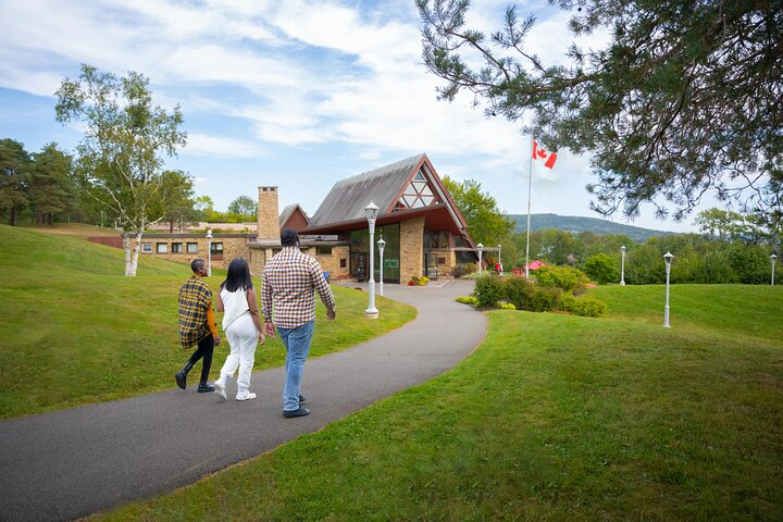 Step into the world of innovation at the Alexander Graham Bell Museum where stunning landscapes and intriguing exhibits invite exploration of communication's fascinating journey. Your adventure begins here!