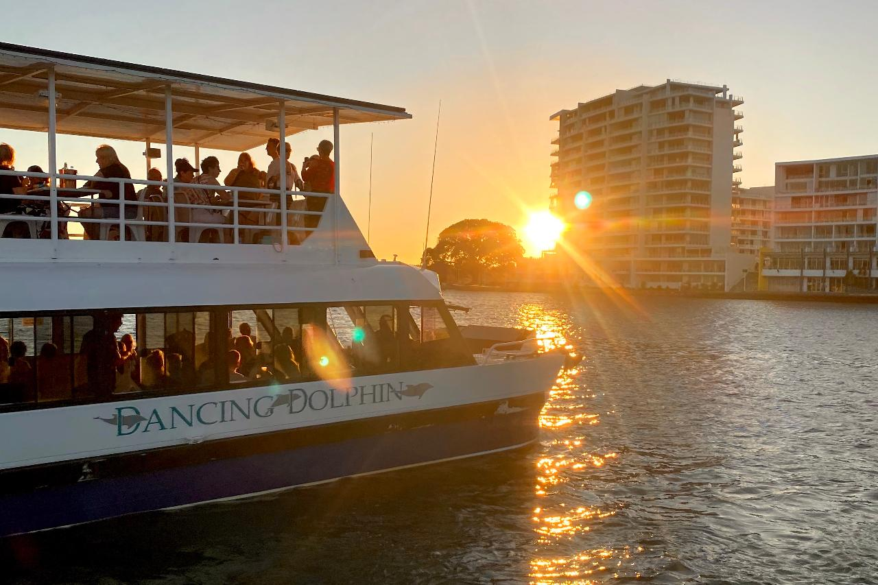 Sundowner Cruise - Photo 1 of 9