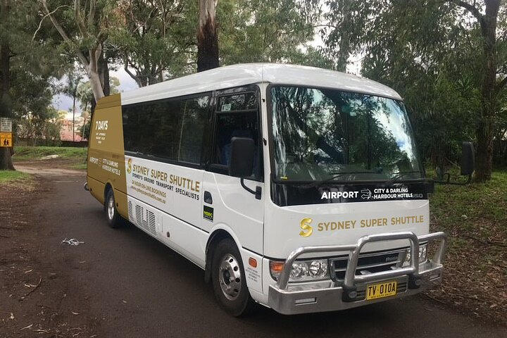 Enjoy seamless transfers from Sydney Airport to the CBD in air-conditioned comfort. Ideal for families this shared ride showcases the convenience of getting to your destination effortlessly.