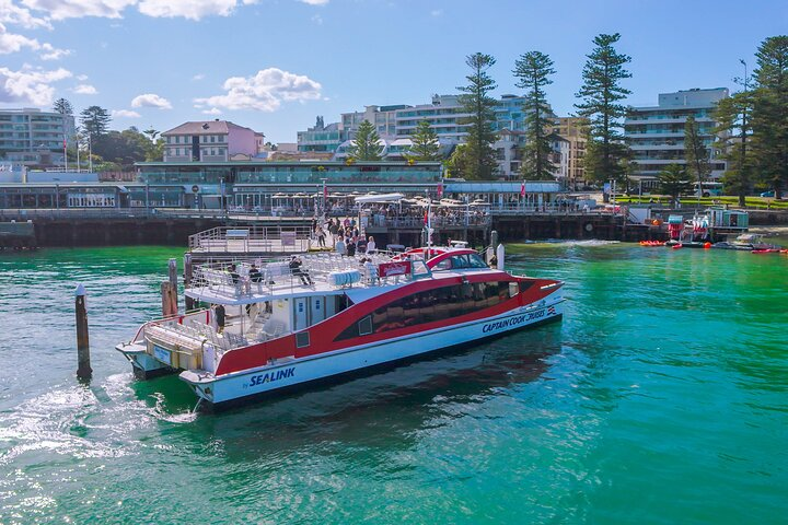 Sydney Harbour Hop On Hop Off Explorer Ferry Pass - Photo 1 of 9