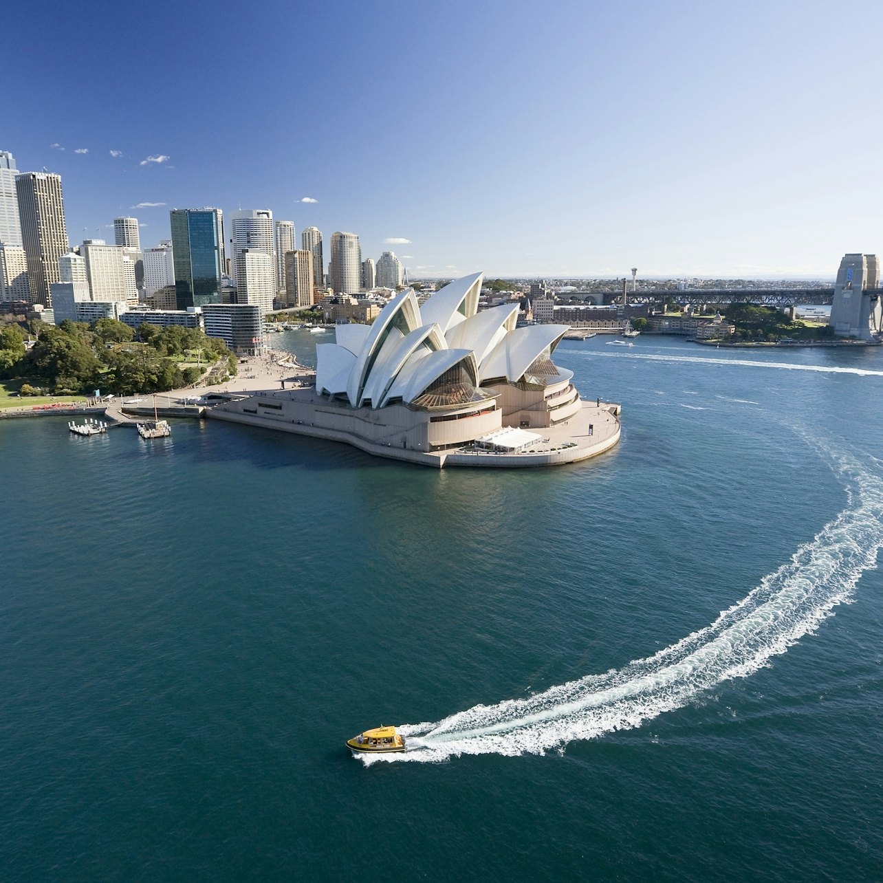 Explore the stunning views of Sydney's iconic landmarks from the water with convenient access to must-see destinations on the Sydney Harbour Hopper Pass. Experience adventure at your own pace!