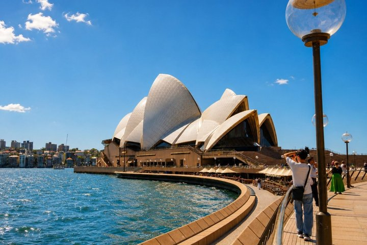 Sydney Scavenger Hunt and Highlights Self Guided Walking Tour - Photo 1 of 9