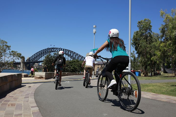 Experience Sydney like never before on a bike tour gliding past iconic landmarks soaking in the scenery and enjoying insider stories from local guides—all wrapped up by lunchtime.