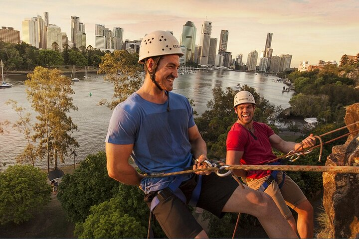 Twilight Abseil Adventure in Kangaroo Point Cliffs  - Photo 1 of 9