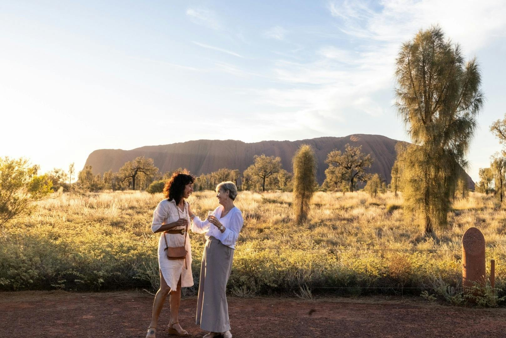 Uluru: Sunset Tour + Transfers + Sparkling Wine & Light Snacks - Photo 1 of 3