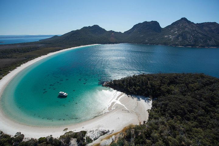 Wineglass Bay Cruises