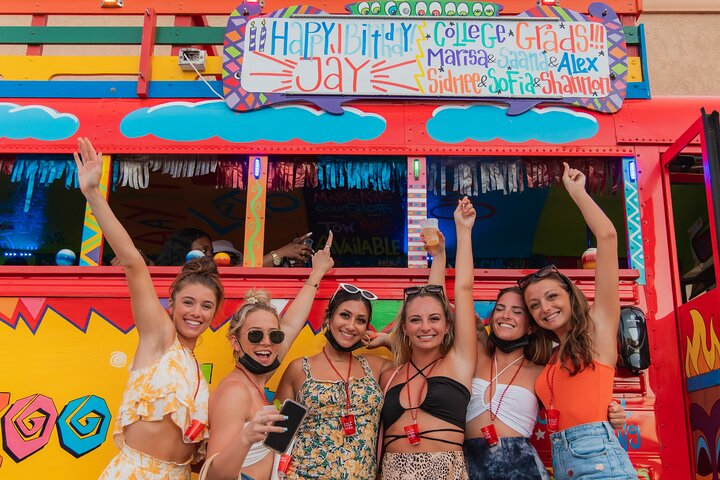 Aruba Happy Hour Party Bus Pub Crawl - Photo 1 of 6