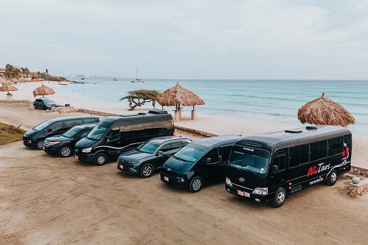 Private roundtrip Airport Transfers in Aruba - Photo 1 of 10