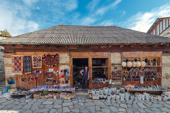 Private Lahij Tour - Photo 1 of 8