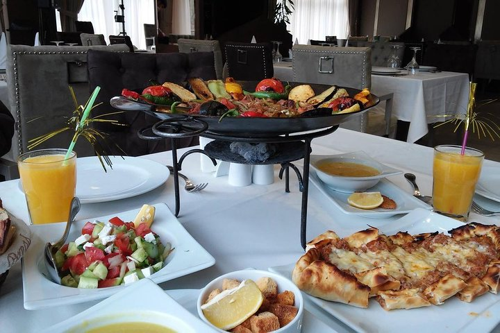 Taste the culture - Lunch edition - Photo 1 of 3