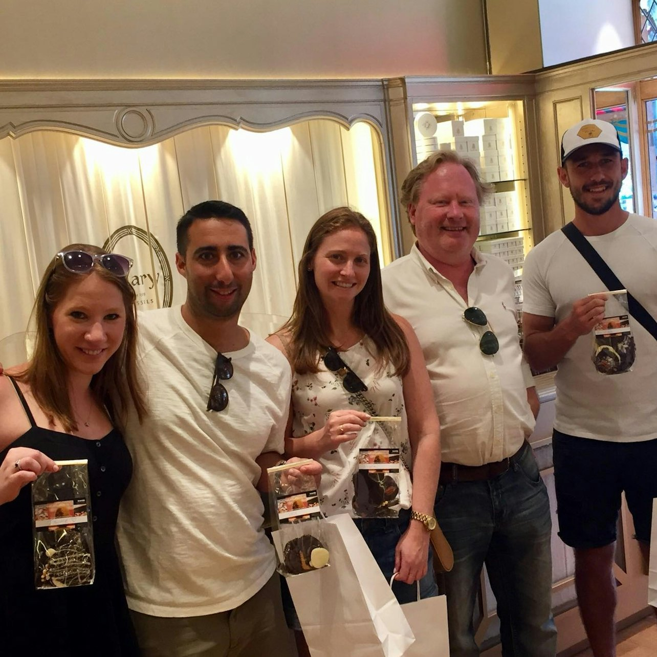 Explore Brussels while indulging in its rich chocolate heritage savoring unique flavors from master chocolatiers. Discover iconic sights and enjoy a hands-on workshop. A delightful blend of culture and sweetness awaits!