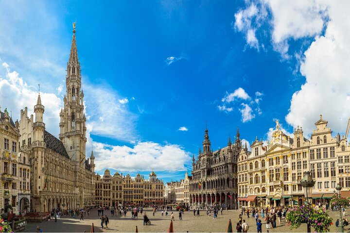 Dive into Brussels' rich history while unraveling the secrets of its famous beer culture. Explore stunning architecture iconic squares and hidden stories as you embark on this unique city adventure.