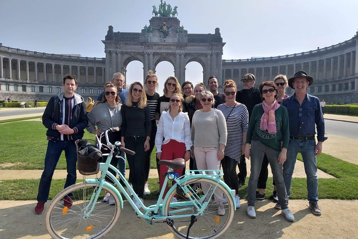 Explore Brussels on two wheels enjoying fun facts and short stops. Perfect for families this bike tour promises memorable experiences amid stunning architecture and lively surroundings.
