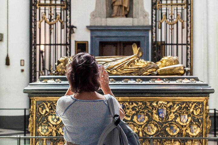 Exclusive Bruges Churches Tour: Admire Michelangelo’s Masterpiece - Photo 1 of 9
