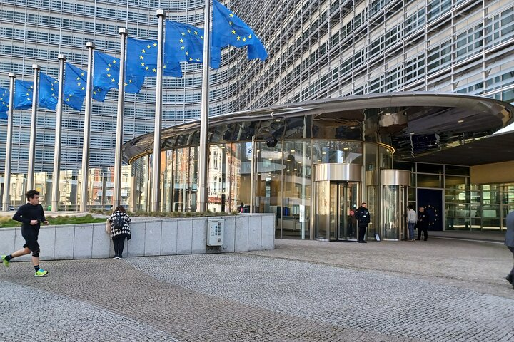 Discover the heart of European politics in Brussels’ European Quarter where history meets modernity street art engages the eye and local flavors tantalize the taste buds.