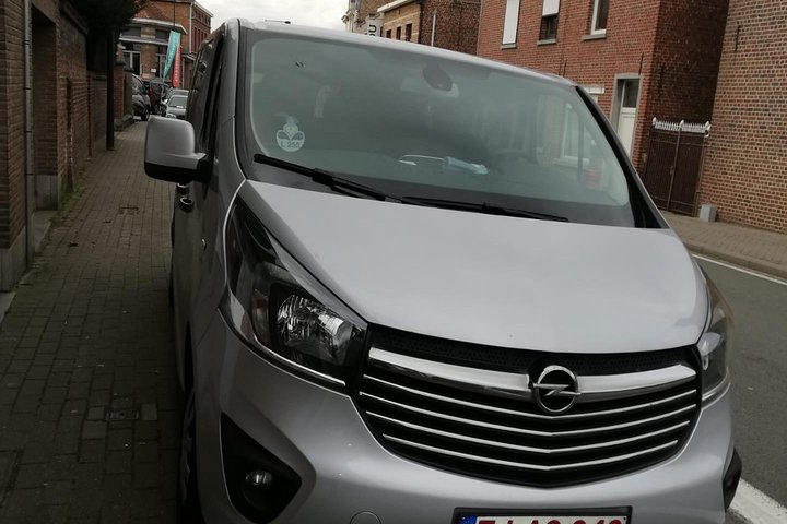 Standard Minivan from Brussels airport to city of Bruges - Photo 1 of 8