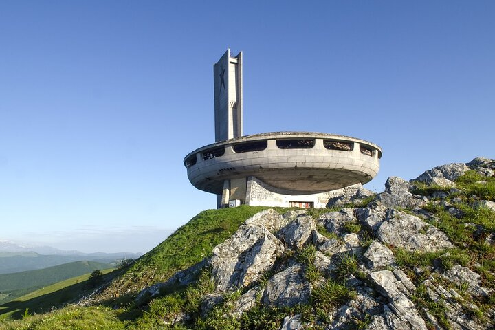 Buzludzha monument and the valley of thracians, roses and wine - Photo 1 of 6