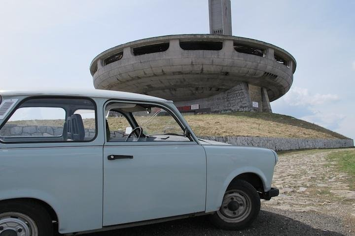 Trabi tour to Buzludzha