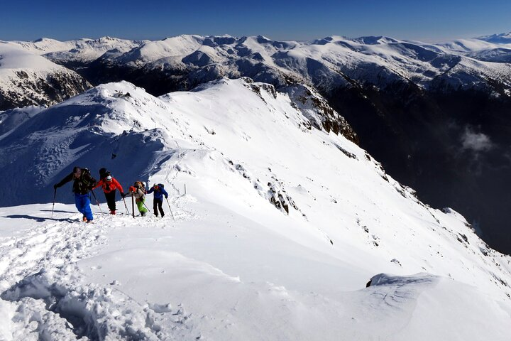 Snowshoeing set Rental in Bansko - Photo 1 of 5