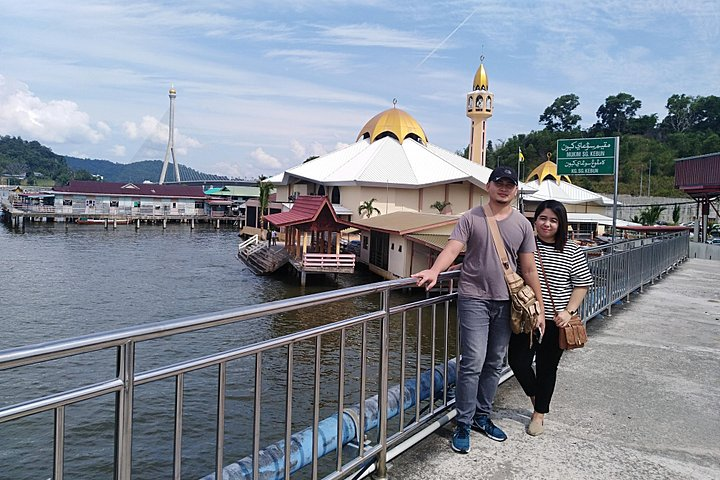 Bandar Seri & Water Village Private Tour (full day) - Photo 1 of 6