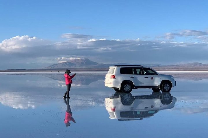 Private: Sunset and starlight tour in Uyuni salt flats. - Photo 1 of 6