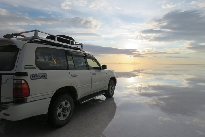 Spectacular Sunset in Uyuni Salt Flats from Uyuni - Photo 1 of 12