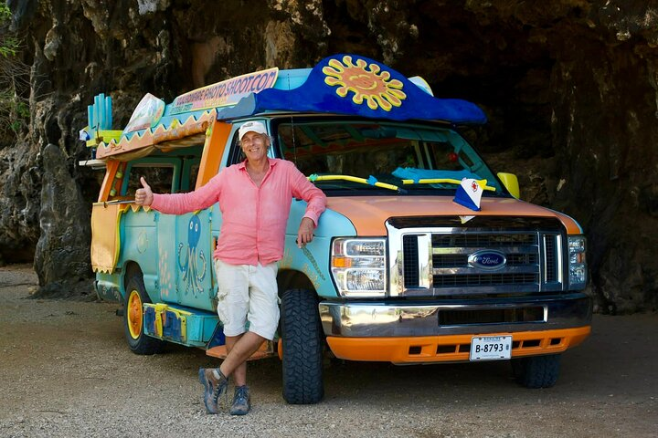 Luc and his open bus