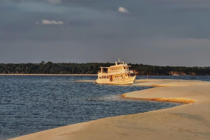 Arapiuns River Aruã waterfalls Selvagem Tours