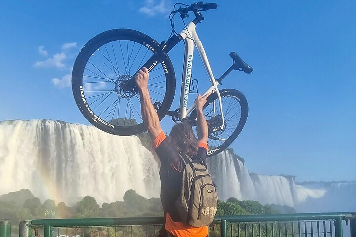 Bike rental: Pedal in the Iguacu Falls on the Brazilian side - Photo 1 of 22