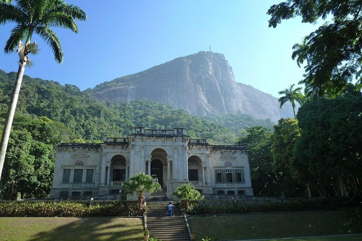 Christ Redeemer seen from The Lage Park