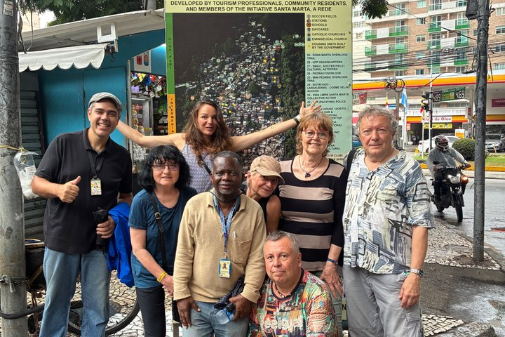 Favela Cultural Tour - Dona Marta - Photo 1 of 20
