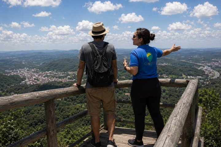 Hiking Ecotour Jaraguá Park - Incredible Rain Forest Landscapes In São Paulo - Photo 1 of 18
