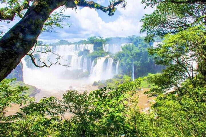 Iguazu Falls: Argentina Side, Boat Ride & City Tour - Private (Also IGU Pick-up) - Photo 1 of 15