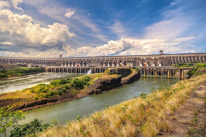 Itaipu Dam Half-Day Sightseeing Panoramic Tour from Foz do Iguaçu - Photo 1 of 21