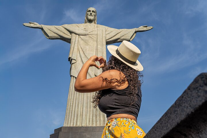 City Tour PRIVATE SUV up to 7 people; Christ Redemptor etc - Photo 1 of 21