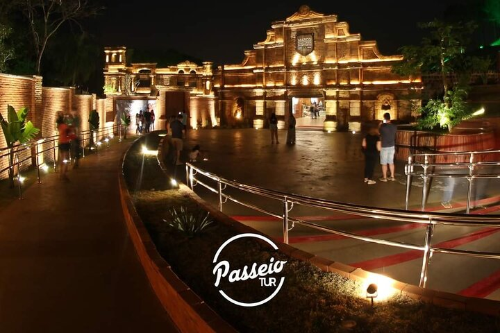 The architecture of the promenade is based on the Jesuit reductions. landmark of the three frontiers.