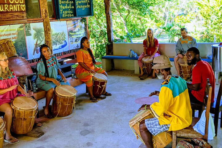 Authentic Garifuna Drumming and Dancing Class in Hopkins Belize - Photo 1 of 18