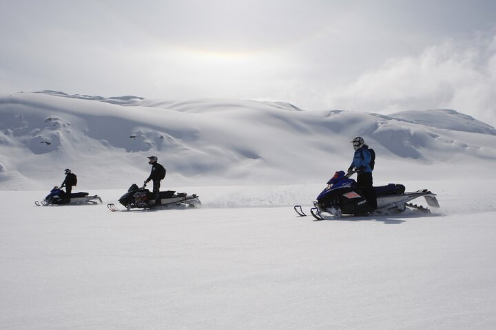 2 Hour Wilderness Adventure Snowmobile Tour in Whistler - Photo 1 of 6